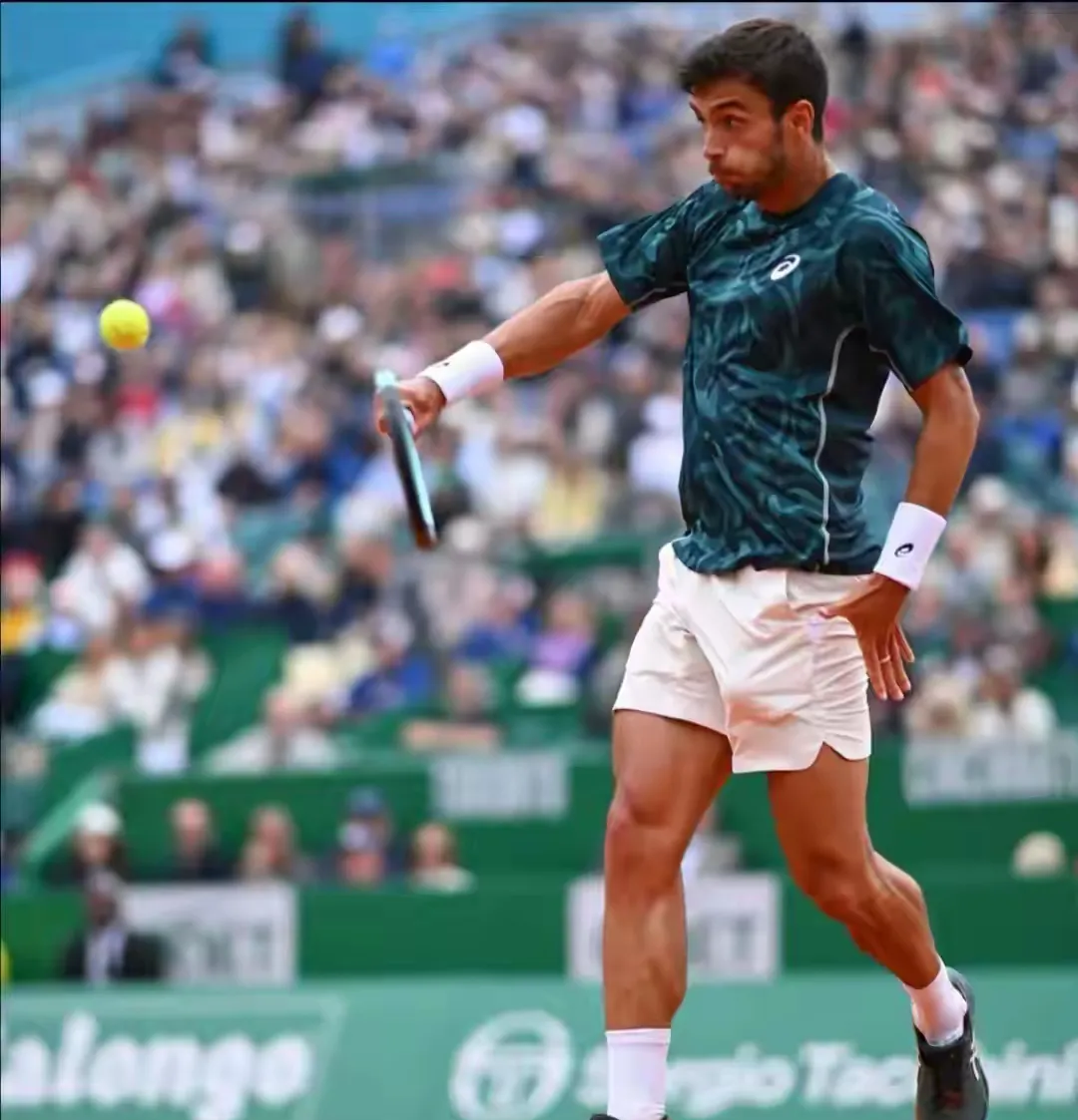 温网翻盘蒙特卡洛大师赛，穆雷点燃赛场