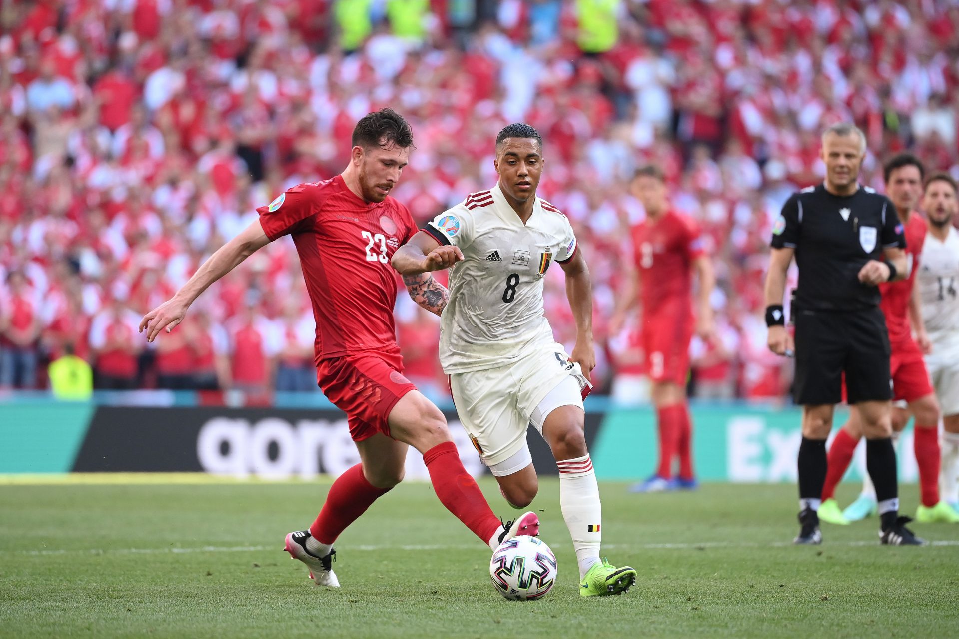 丹麦羽毛球队逆转中国羽毛球队，陶菲克统治全场