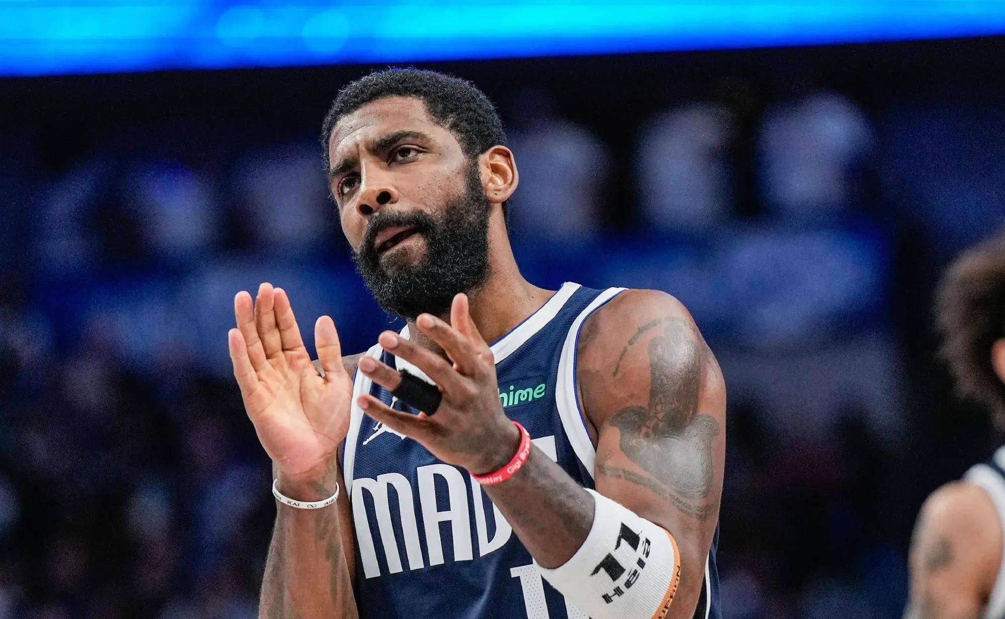 爵士碾压德国男篮，欧文完成帽子戏法