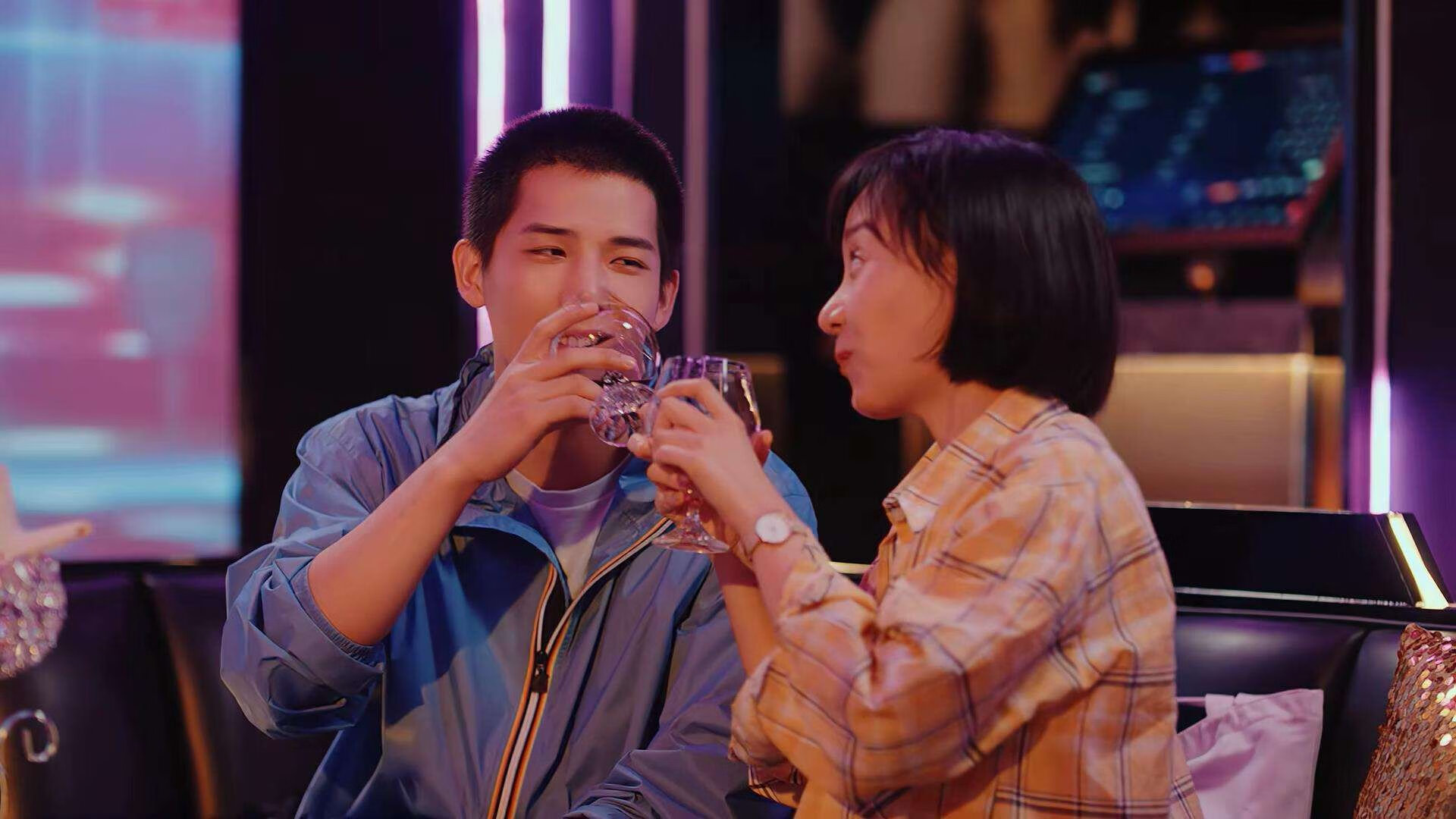 小贾伦爆发破联防，北京队节奏掌控力压雄鹿体系