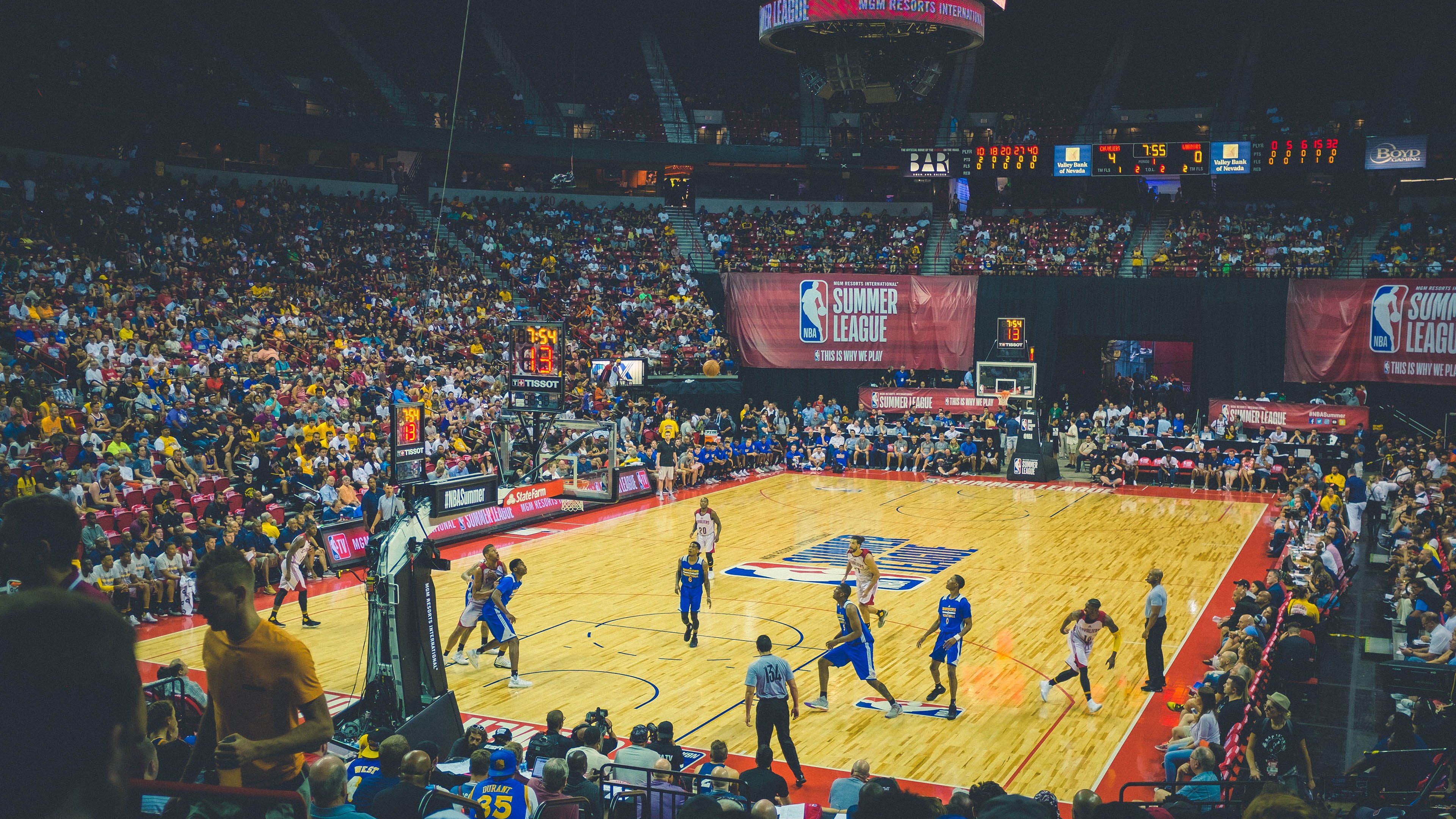 伦纳德末节狂飙，爵士队客场逆转带走辽宁队