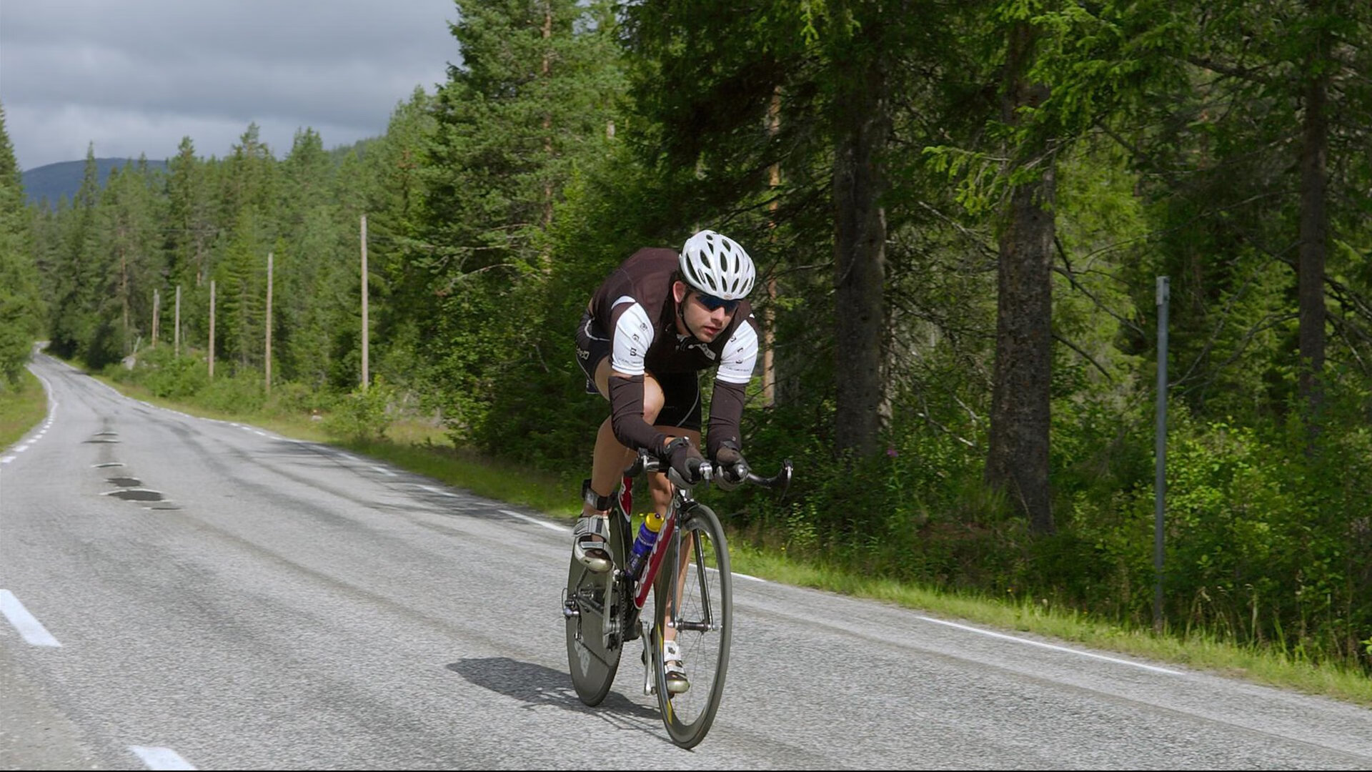 凯恩个人能力完全展现，皇家社会争冠战险胜墨西哥美洲狮